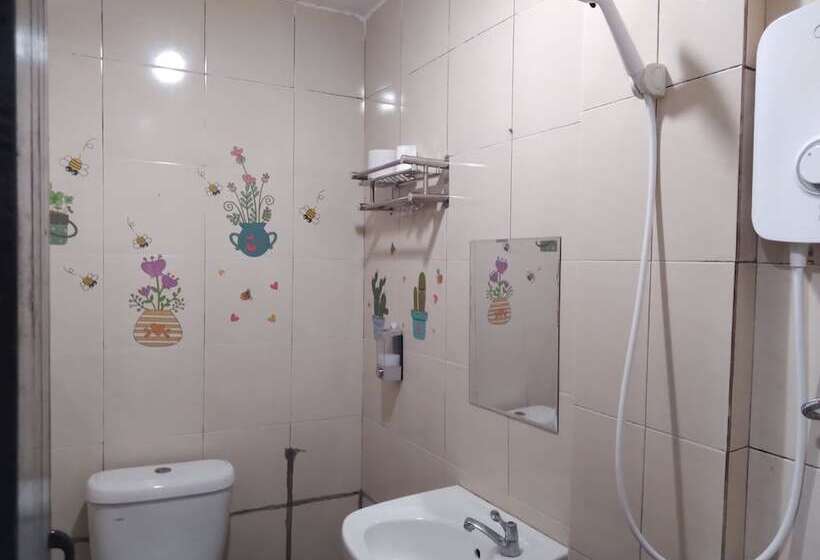 اتاق استاندارد, Spot On 90439 Lh Home