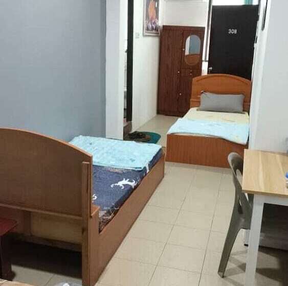 اتاق خانوادگی, Spot On 90439 Lh Home