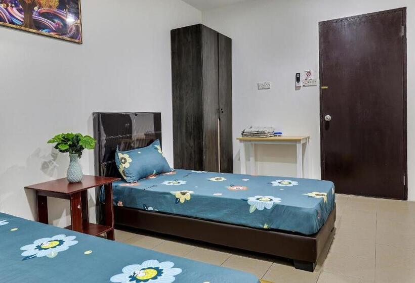 اتاق استاندارد سه نفره, Spot On 90439 Lh Home