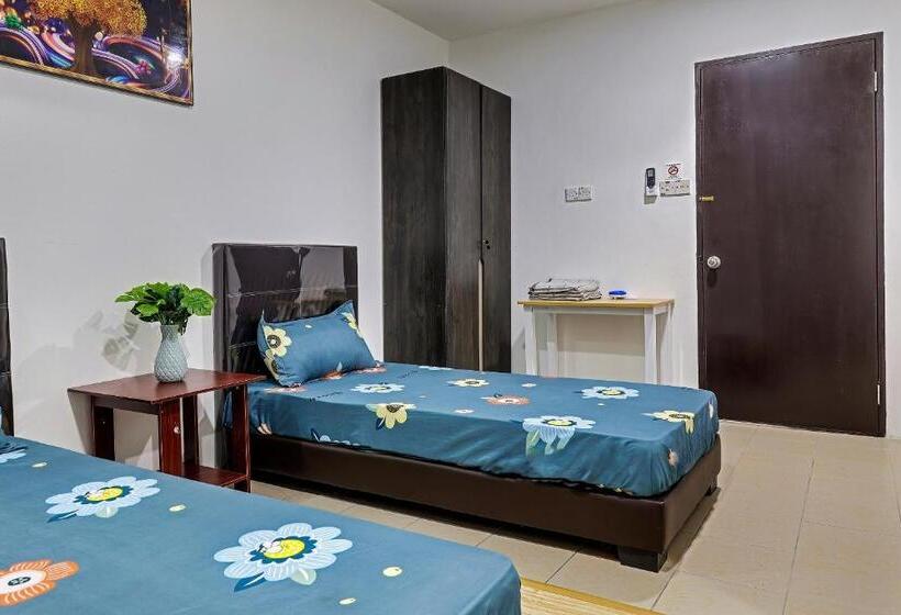 اتاق استاندارد سه نفره, Spot On 90439 Lh Home