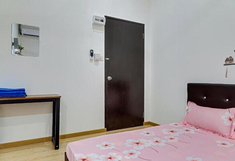 اتاق خانوادگی, Spot On 90439 Lh Home