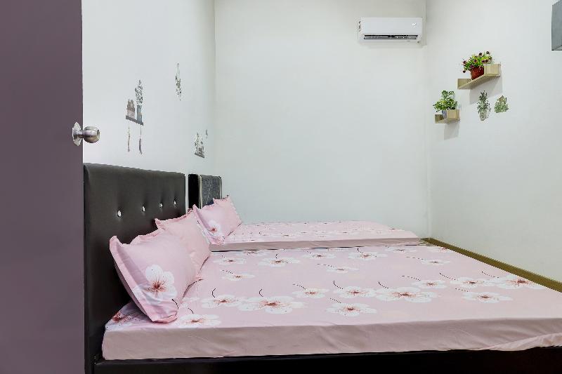 اتاق خانوادگی, Spot On 90439 Lh Home