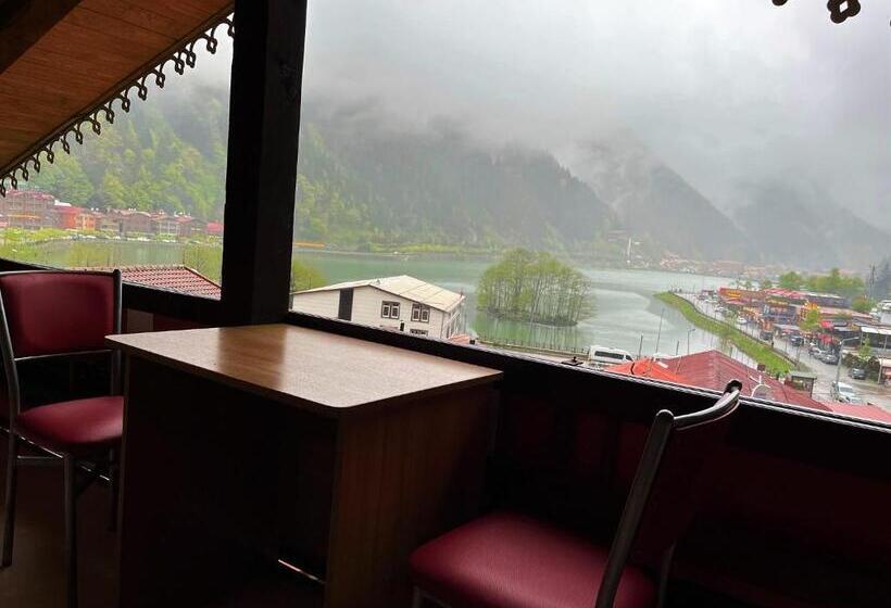 Suite with lake view, Cerrahpaşa Sui̇te