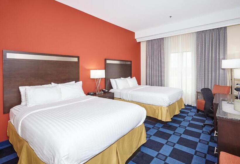 장애인을 위한 스탠다드 룸, Holiday Inn Express And Suites Columbia University Area, An Ihg