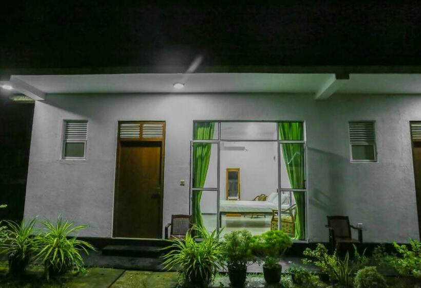 اتاق لوکس, Sandy Palms Guesthouse