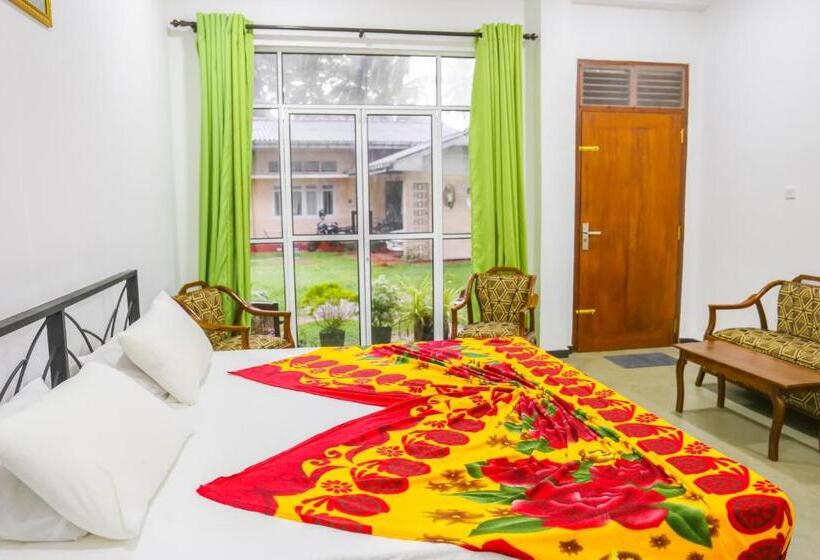 اتاق لوکس, Sandy Palms Guesthouse