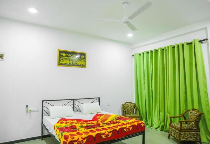 اتاق لوکس, Sandy Palms Guesthouse