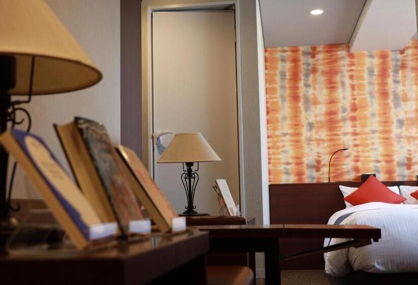 Номер Стандарт, Book Hotel 神保町