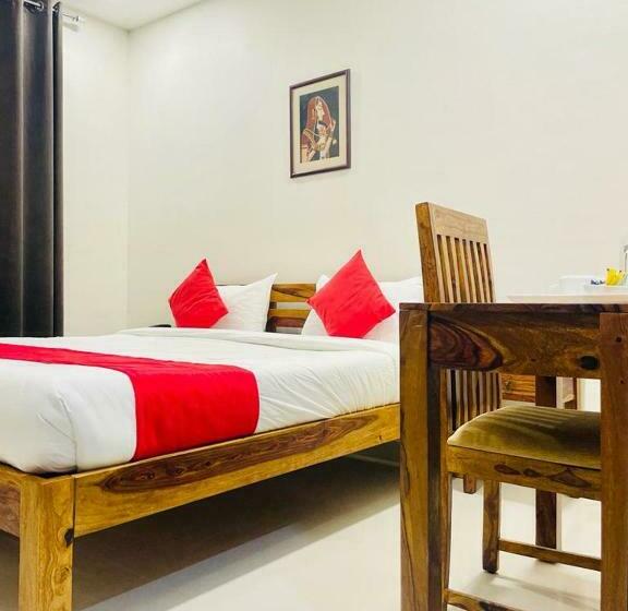 Номер Deluxe, Panchsheel Inn