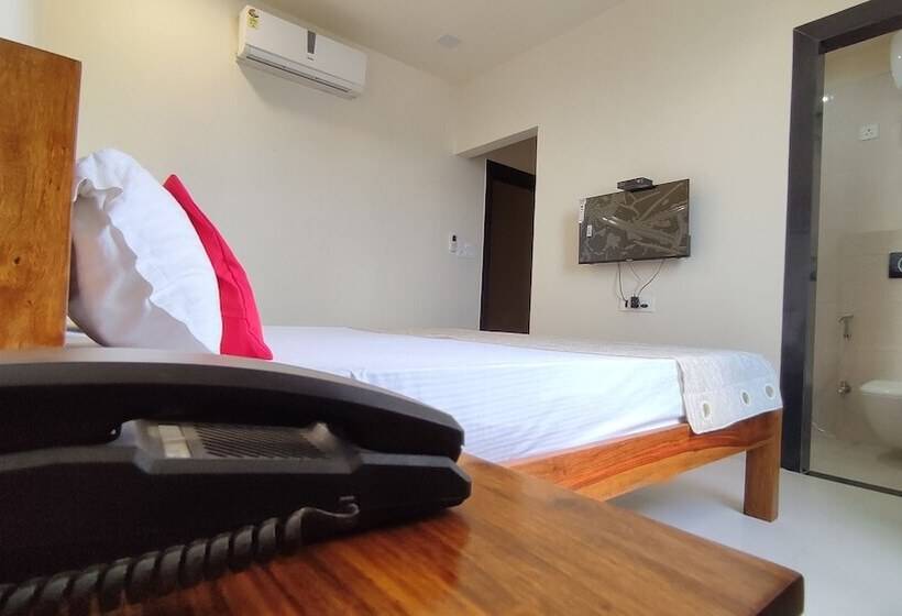 Номер Deluxe, Panchsheel Inn