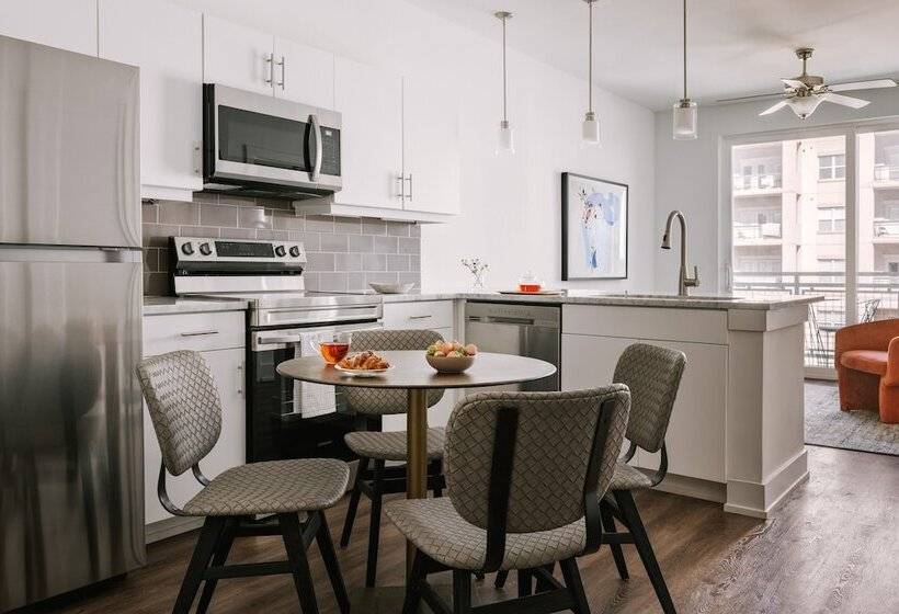 דירת חדר סופריור, Sonder Midtown South