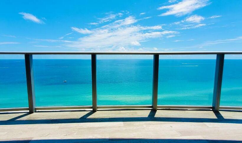 דירת שלושה חדרים, Million Dollar View At Hyde Resort And Residences