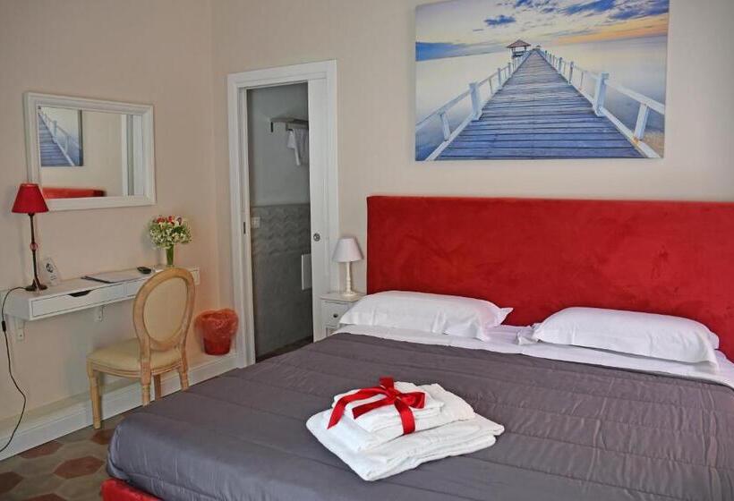 اتاق لوکس, B&b Romeo Luxury Rooms