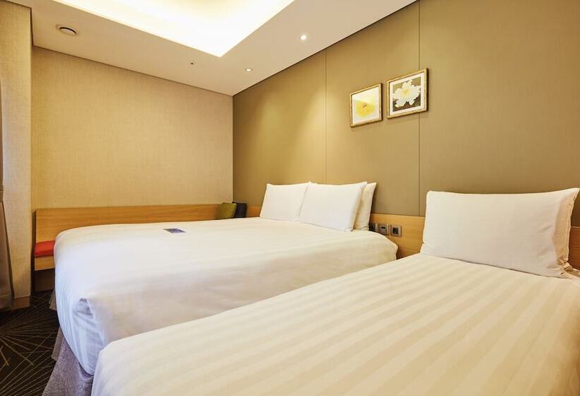 Номер Стандарт Трехместный, Days Hotel By Wyndham Seoul Myeongdong