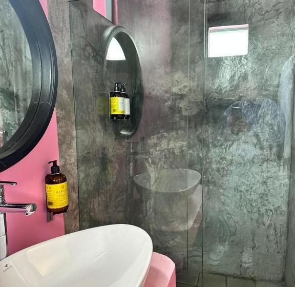 اتاق لوکس یک تخته, Casa Rosa Hotel & Spa