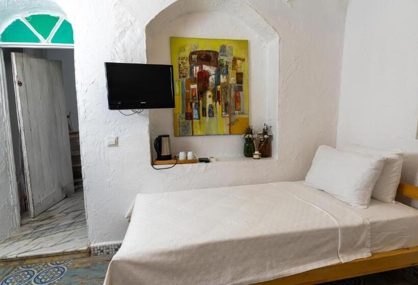 Quarto Economy, Woodstock Alaçatı