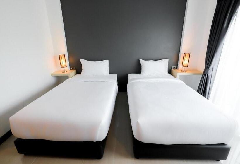 اتاق استاندارد, The Rest Hotel   ประจวบ
