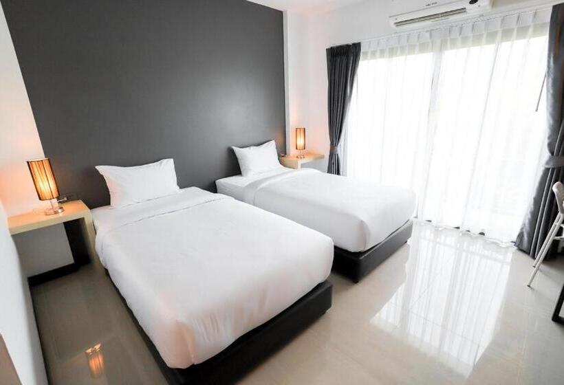 اتاق استاندارد, The Rest Hotel   ประจวบ