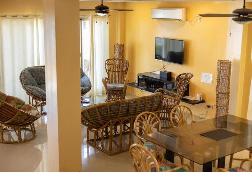 Люкс Вид на Море, Amami Beachfront Villa With Private Beach
