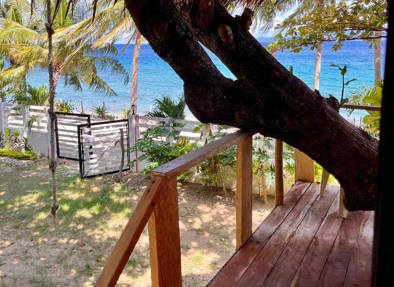 Бунгало Стандарт Вид на Море, Amami Beachfront Villa With Private Beach