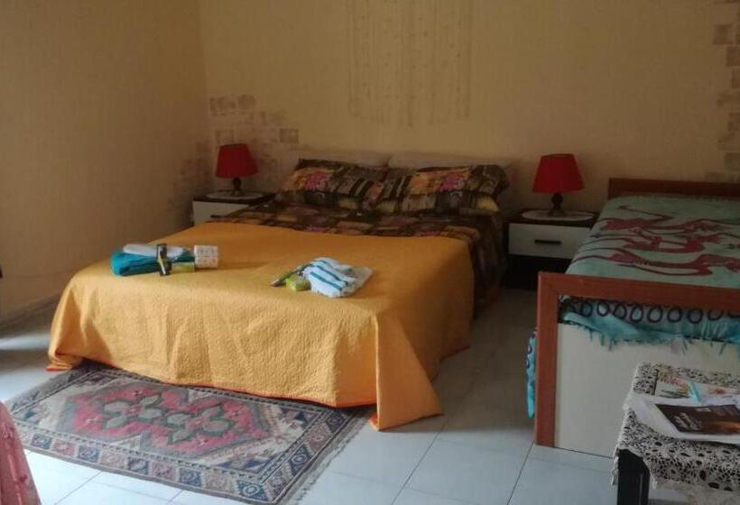 اتاق استاندارد, B&b Etneo