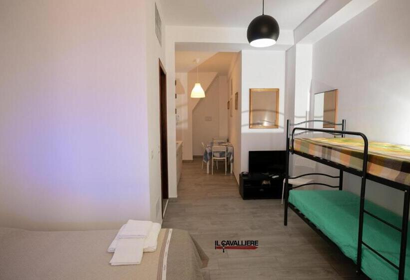 آپارتمان 1 خوابه با بالکن, Il Cavalliere Bed & Breakfast