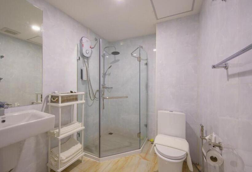 استودیو خانوادگی, Jiang Mai 81