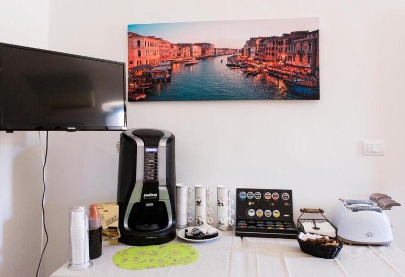اتاق استاندارد با تخت بزرگ, La Casa Del Barocco