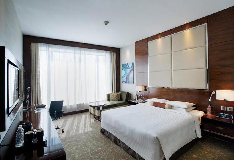 带大床的行政房间, Courtyard By Marriott Pune Chakan