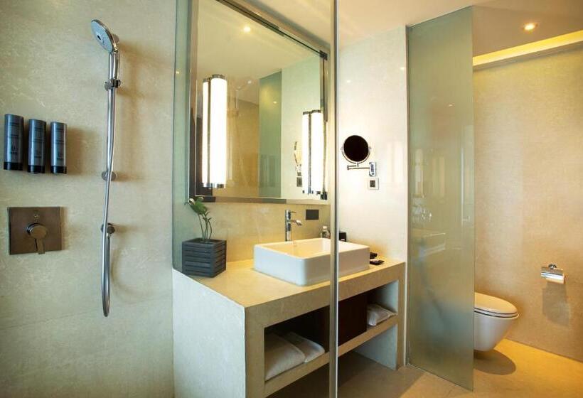 行政房间, Courtyard By Marriott Pune Chakan