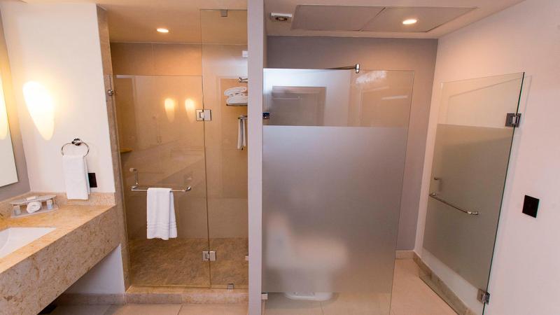 سوئیت با تخت بزرگ, Holiday Inn Express Puerto Vallarta, An Ihg