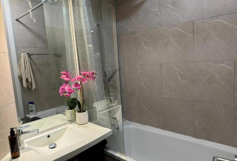 Апартаменты 1 Спальня, Altamira