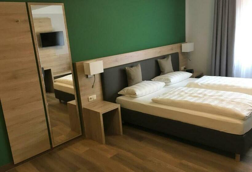 اتاق لوکس, Eberl Hotel Pension München   Feldmoching