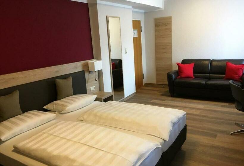 اتاق لوکس, Eberl Hotel Pension München   Feldmoching