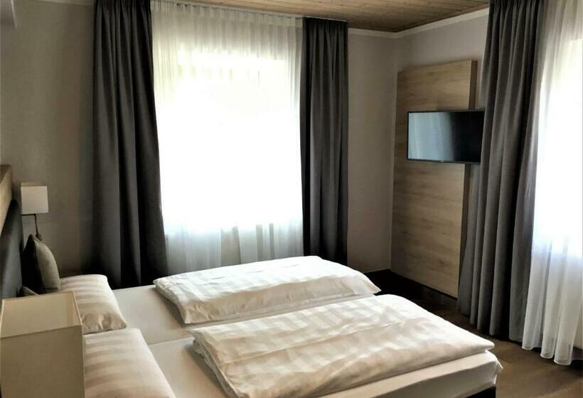 اتاق لوکس, Eberl Hotel Pension München   Feldmoching