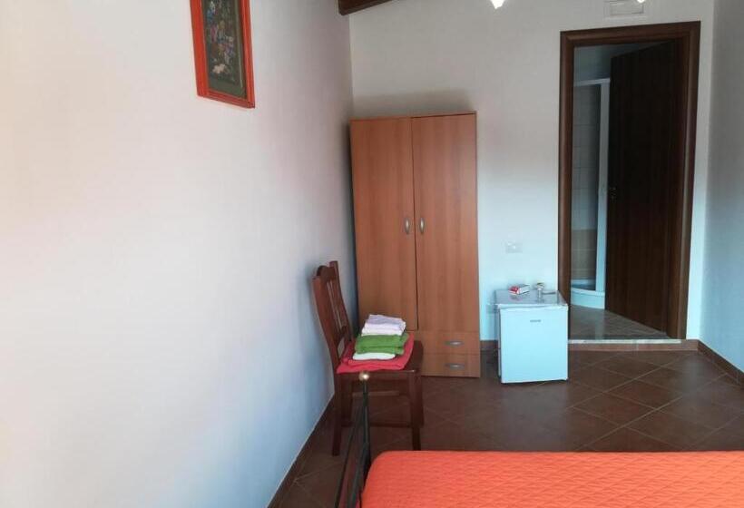 Номер Стандарт, Borgo Degli Amici