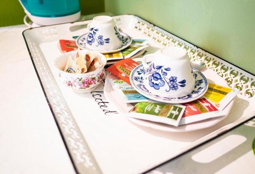 اتاق استاندارد با بالکن, B&b Anastagi