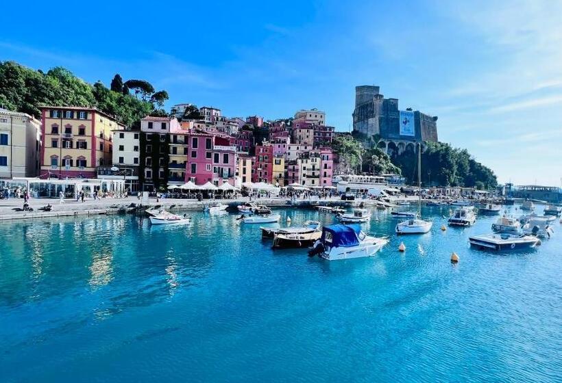 اتاق لوکس با چشم‌انداز دریا, B&b Camera Bellavista