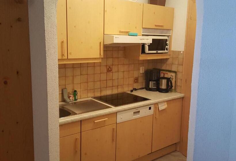 Apartamento 2 Dormitórios, Haus Christaldo