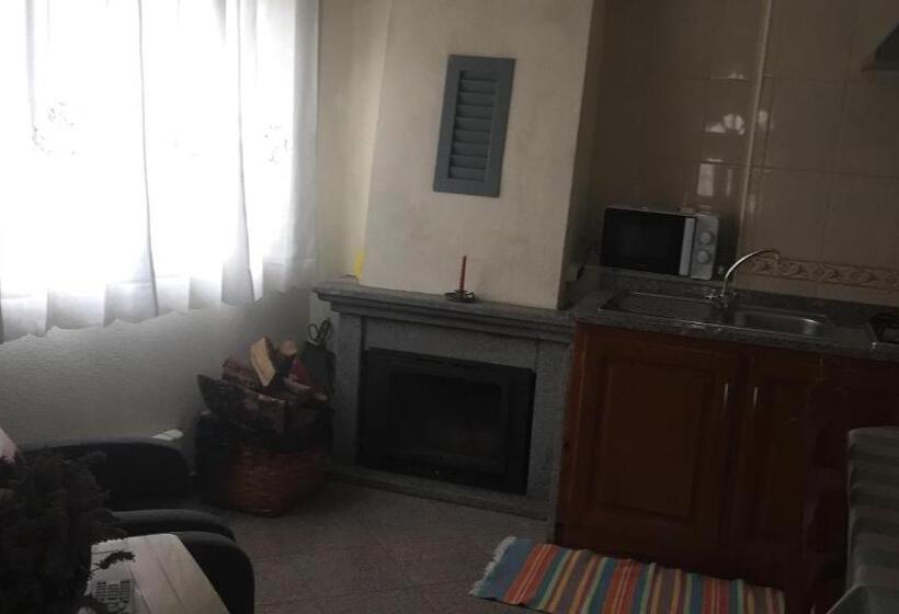 Студия Стандарт, Casa Do Outeirinho