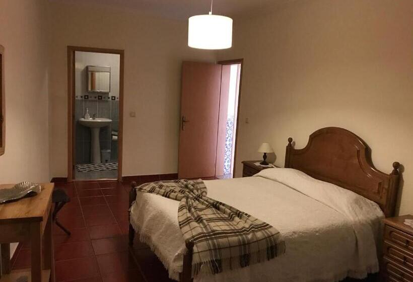Студия Стандарт, Casa Do Outeirinho