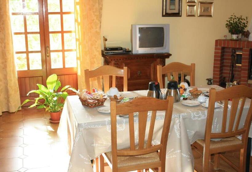 اتاق لوکس, B&b Villa Calagioli