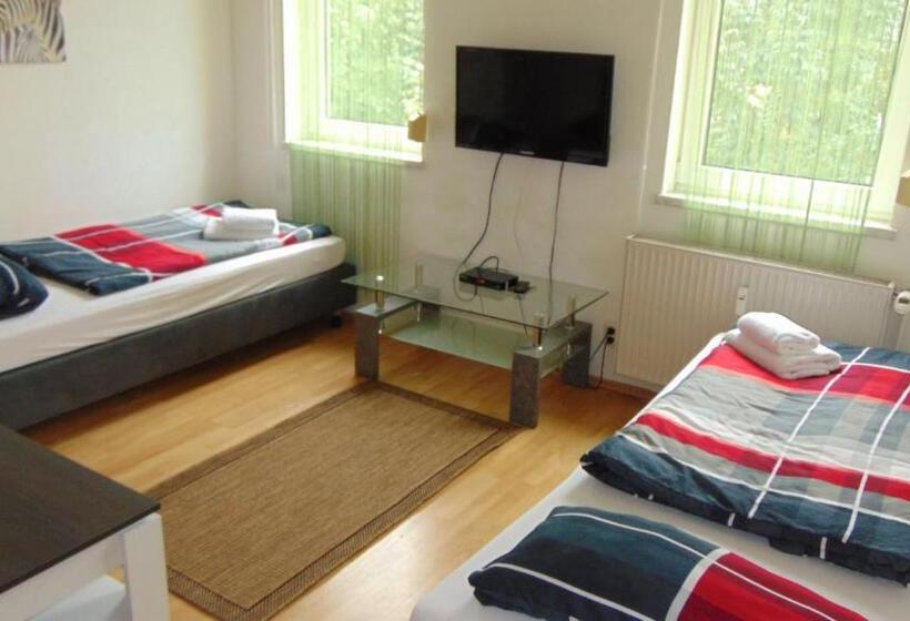 Номер Стандарт Совместная Ванная, Hostel Schützenbrücke