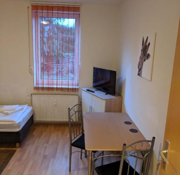 Номер Стандарт Совместная Ванная, Hostel Schützenbrücke