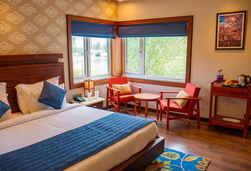 اتاق سوپریور با تخت بزرگ, Angkasa Ladakh Resort