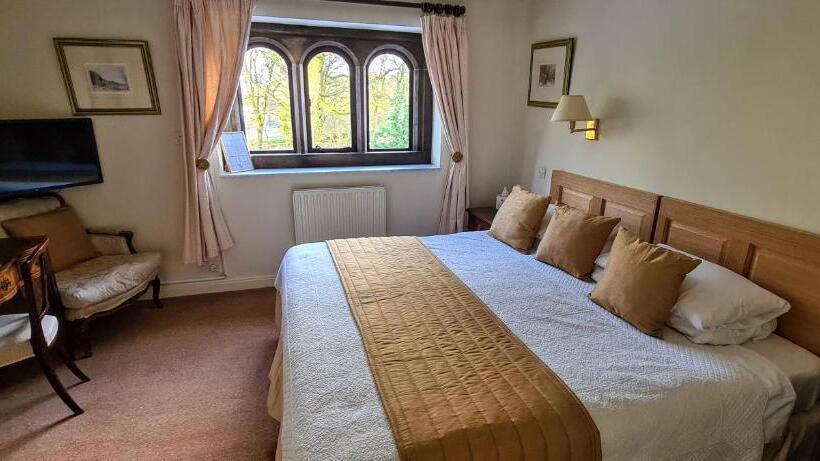 Дом 1 Спальня, Biggin Hall Country House