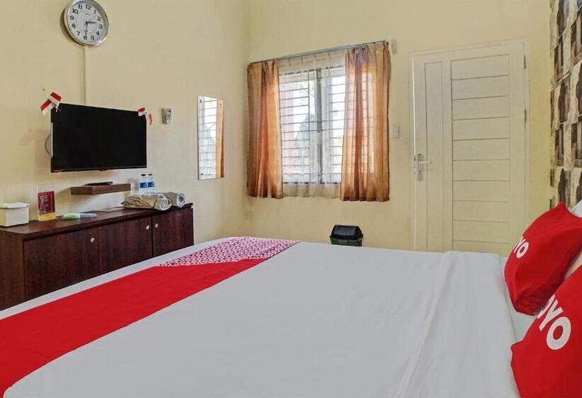 Номер Стандарт, Reddoorz Syariah @ Jalan Letda Sujono Tembung