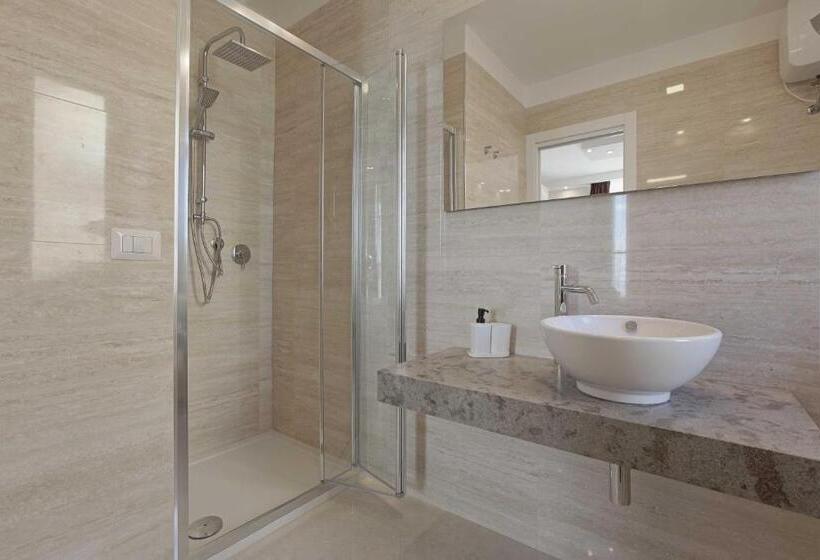 Номер Deluxe Вид на Море, Esseneto Rooms