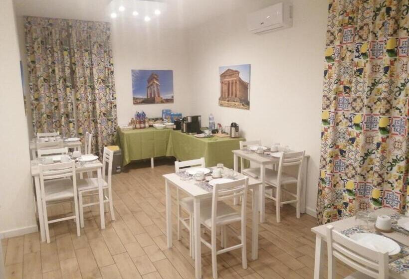 Четырехместный Номер Стандарт, Esseneto Rooms