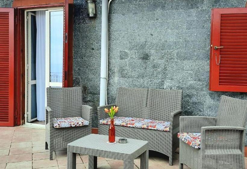 Номер Стандарт, B&b Iolì Vesuvio